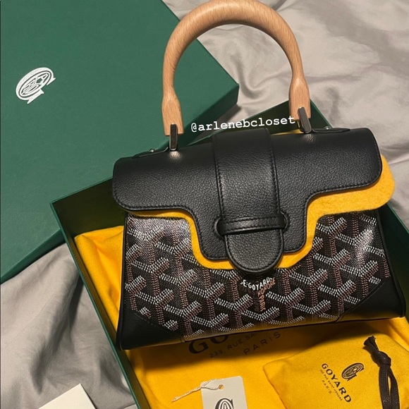 SOLD 🚫 Goyard Mini Saigon - Picture 10 of 17